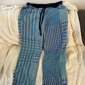 Lightweight printed pants- L